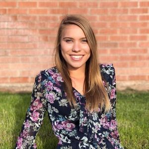 Meet your Posher, Camryn